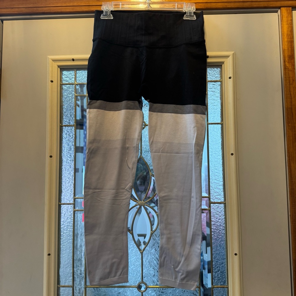 Athleta Seamless Ombré Strip Legging